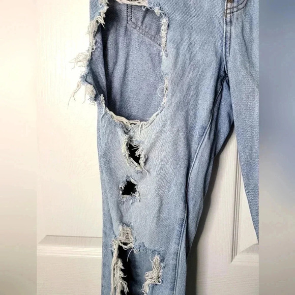 PACSUN Distressed Ripped Jeans Womens 27 - Picture 4 of 9